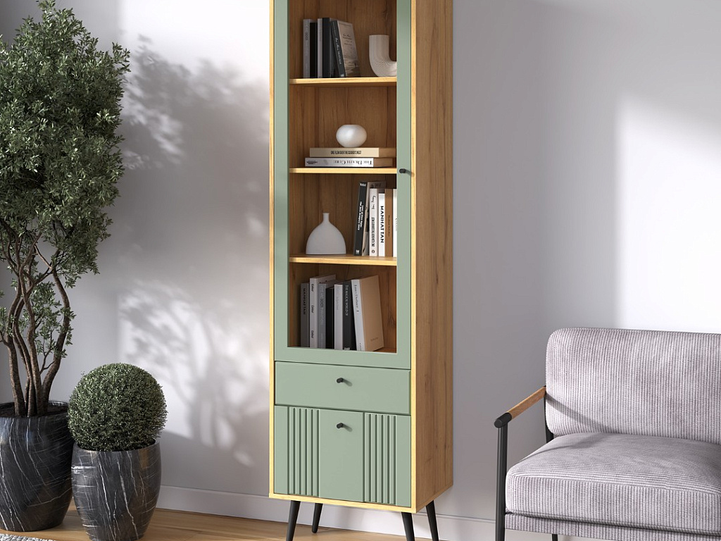 Пенал-витрина   