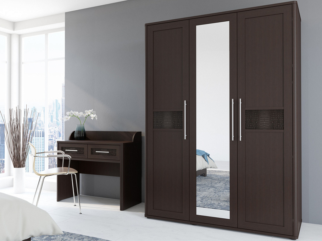 Распашной шкаф 3дв   