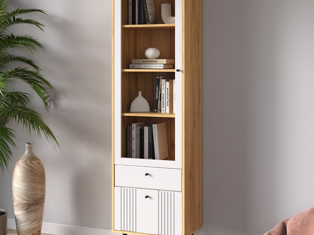 Пенал-витрина   