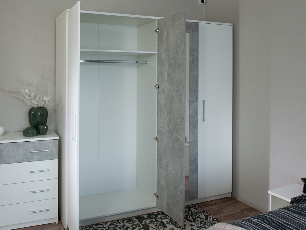 Шкаф 2-дверный   