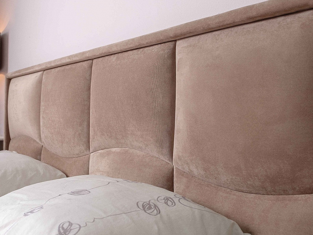 Кровать без основания   307