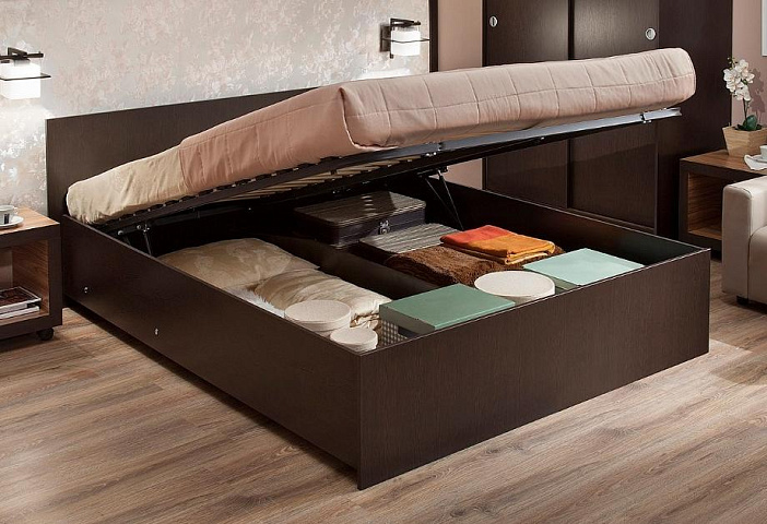 Кровать с подъемным механизмом   1.2