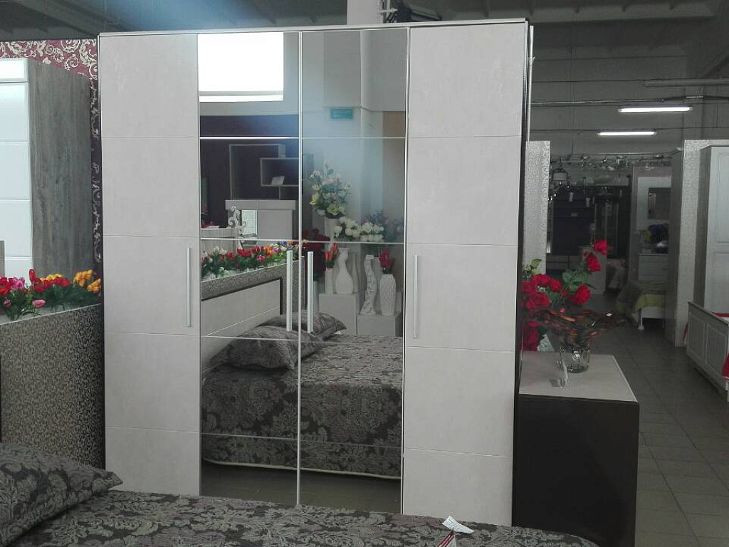 Стефани