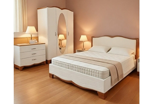 Тиффани Груша