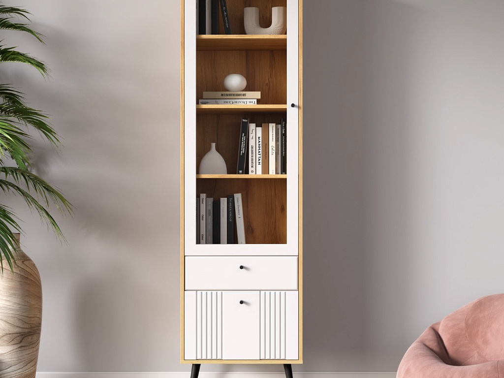 Пенал-витрина   